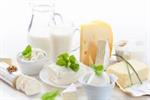 سرانه مصرف شیر در کشور حدود ۷۰ کیلو/ یارانه‌ای برای خرید محصولات لبنی اختصاص یابد