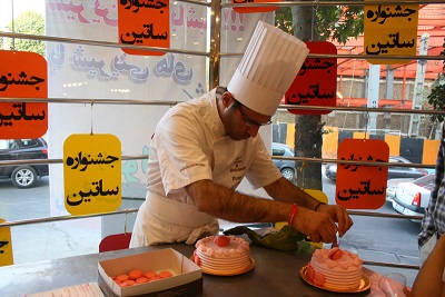 جشنواره ساتین گلنان پوراتوس در قنادی سولدوش